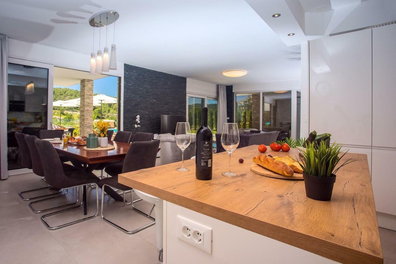 Villa Agava with heated pool, Jacuzzi, sauna, gym, 4 en-suite bedrooms Gata Esterno foto