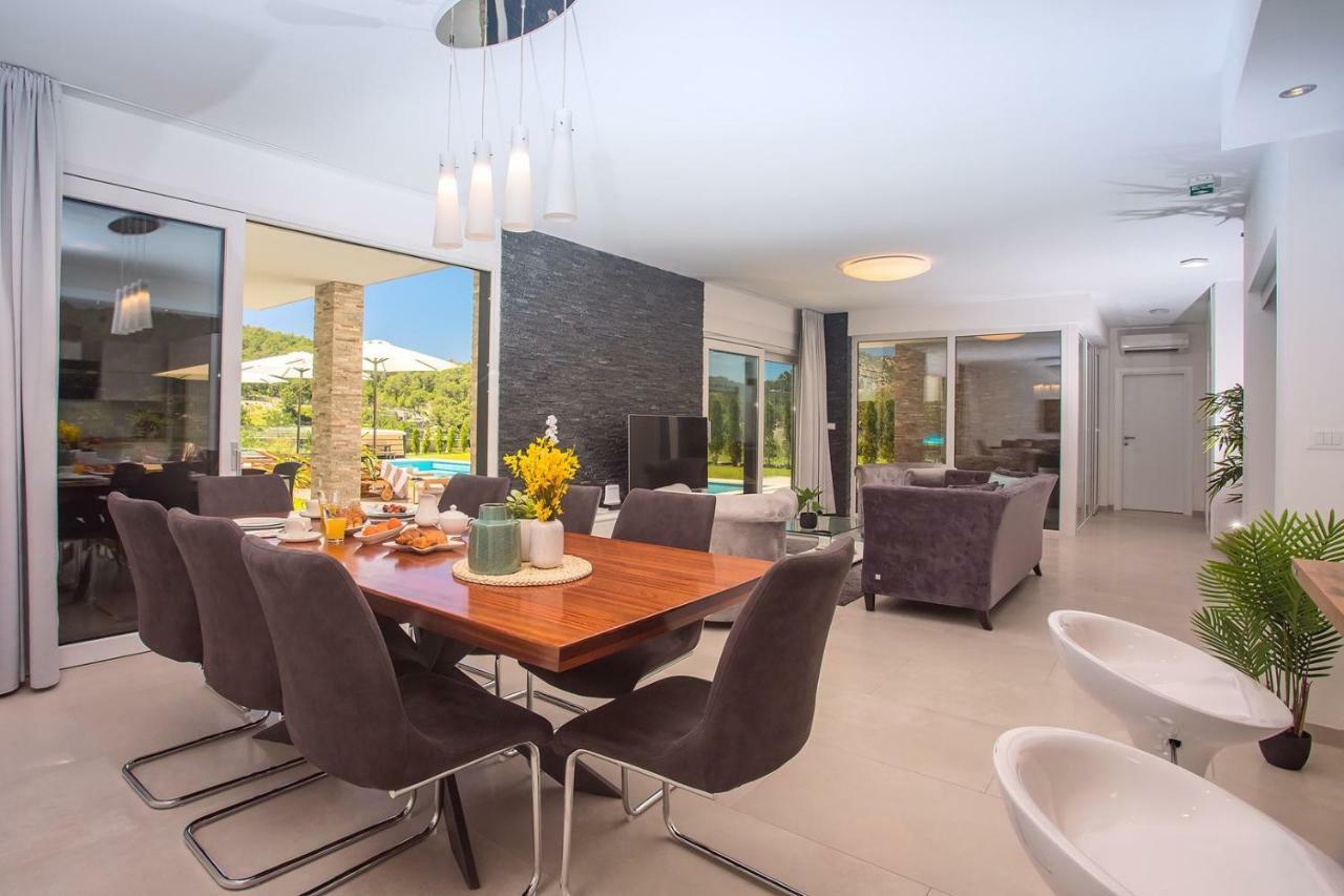 Villa Agava with heated pool, Jacuzzi, sauna, gym, 4 en-suite bedrooms Gata Esterno foto